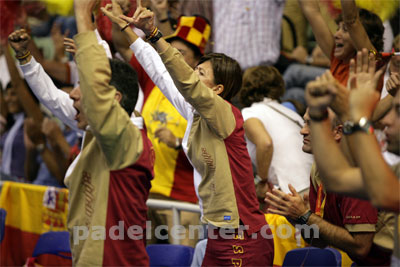 Las Españolas ganan el segundo punto de la final (foto: Padelcenter.com)