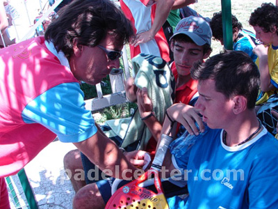 Jon García Ariño, el domingo dando indicaciones a Paquito Navarro y José Antonio García Diestro