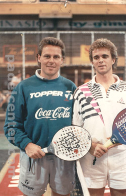 Javier Siro posa junto a Alejandro Lasaigues